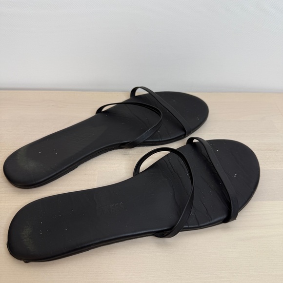 Tkees black slides size 8 - Picture 1 of 6